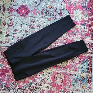 Betabrand betabrand black Capri large short petite